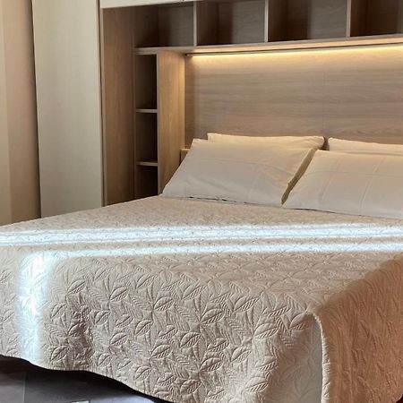 פירנצה Indipendent Studio Apartment With Terrace - Parking מראה חיצוני תמונה