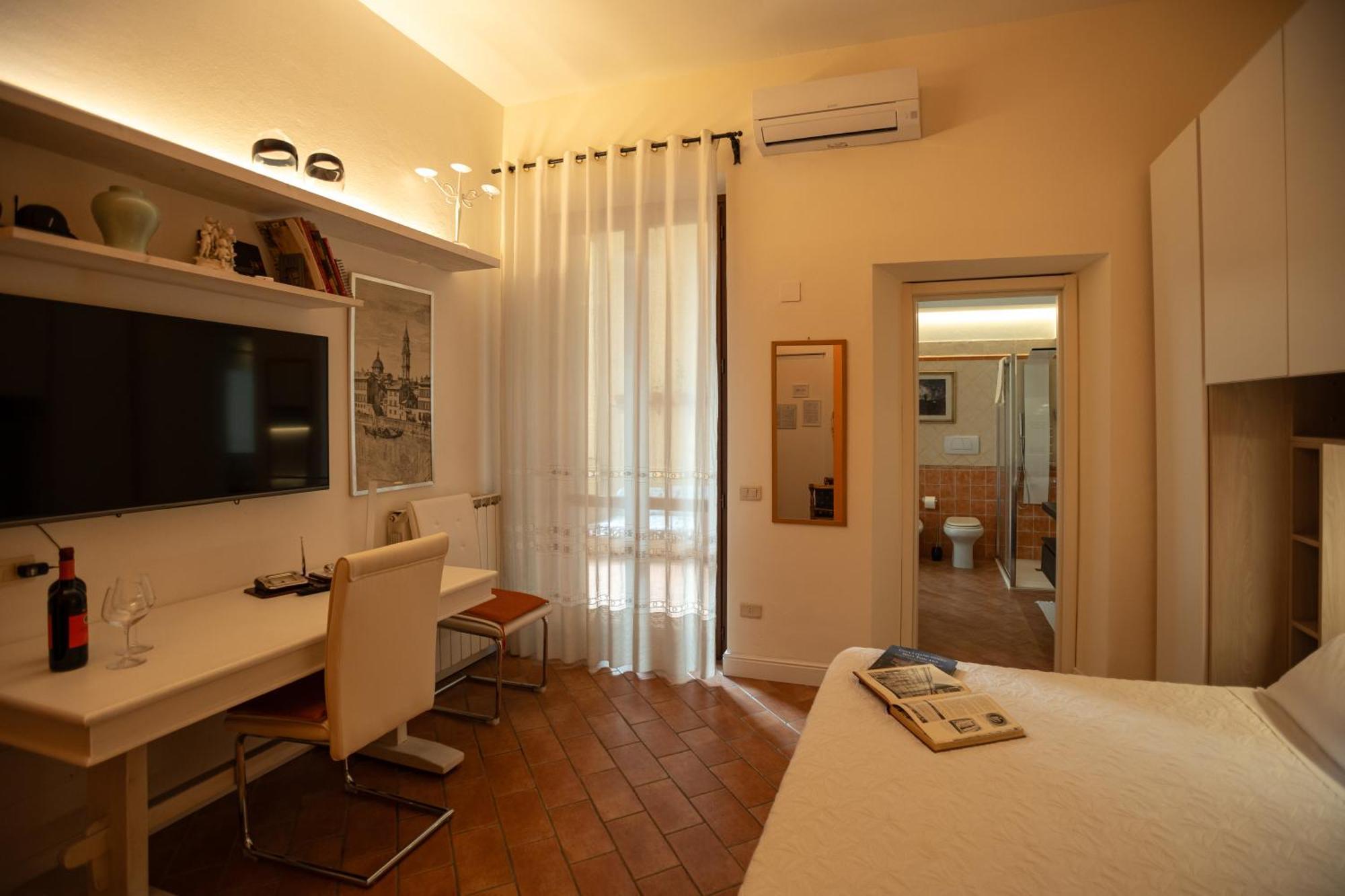 פירנצה Indipendent Studio Apartment With Terrace - Parking מראה חיצוני תמונה